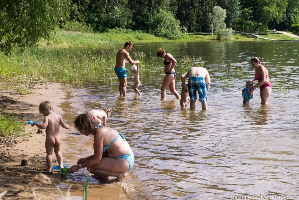 Купаемся на речке