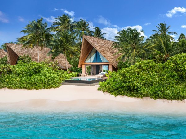 The St. Regis Maldives Vommuli Resort