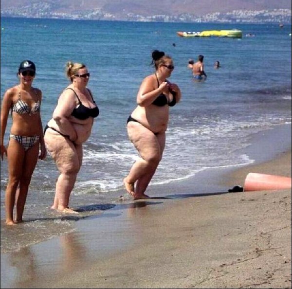 «Пляж лицо женщины лазурные большие …» — создано в Шедевруме