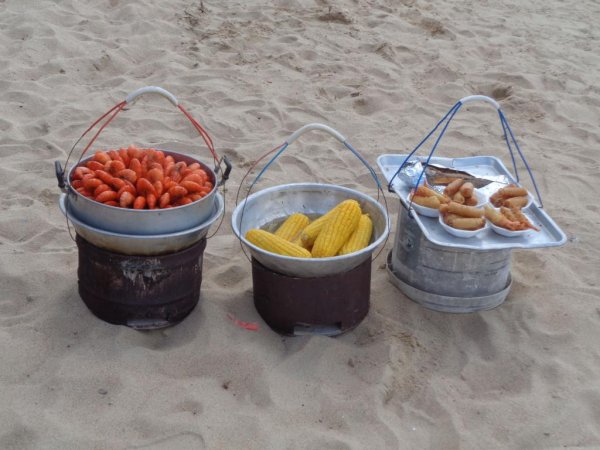 Ведро кукурузы пляж