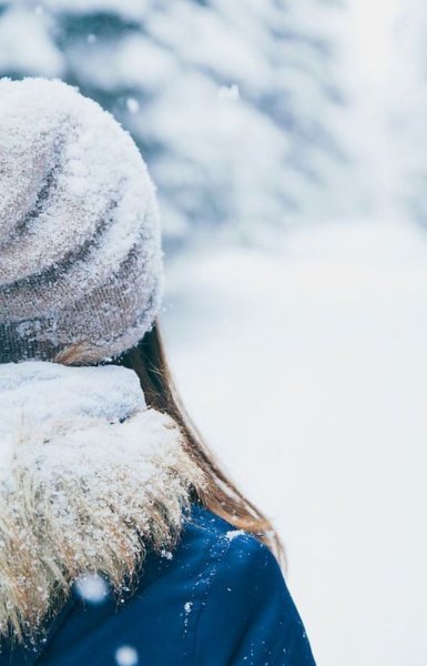 Девушки зима снег