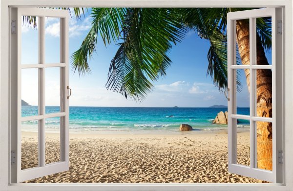 Вид из окна на пляж