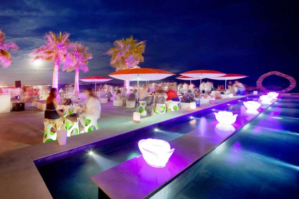 Nikki Beach Club Пальма де Майорка
