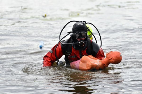 Спасатели на воде