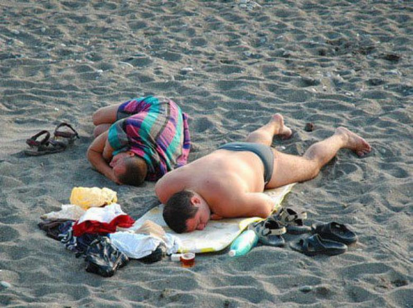 Смешные алкаши на пляжах