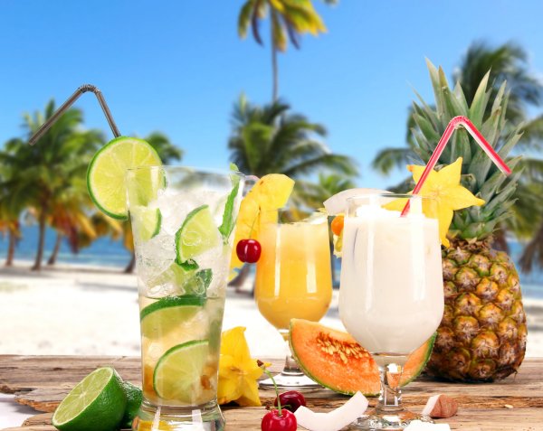 Тропический коктейль