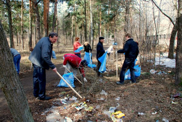 Уборка территории от мусора