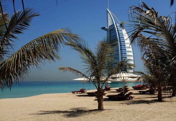Дикие пляжи Дубая