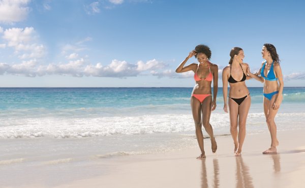 Люди на пляже