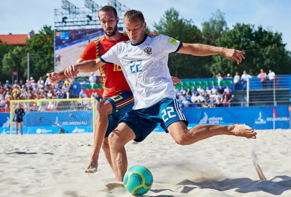 Пляжный футбол спорт