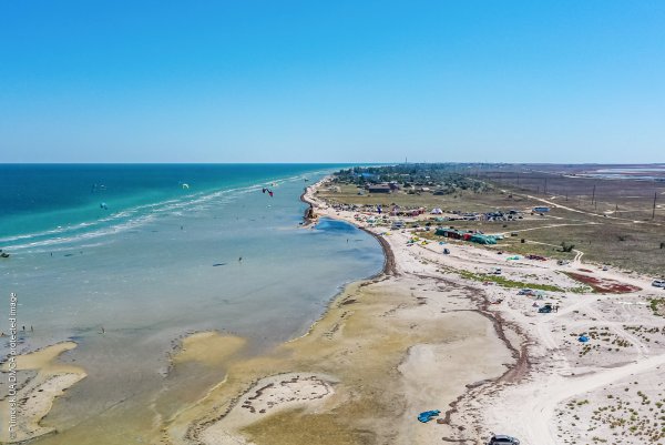 Арабатская стрелка Азовское море