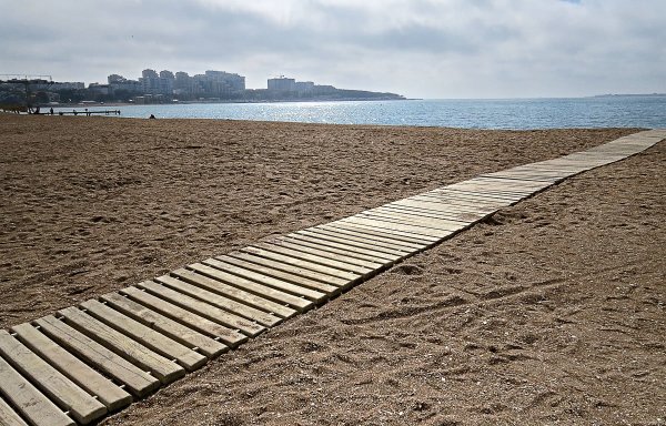 Дорожка пляжная деревянная