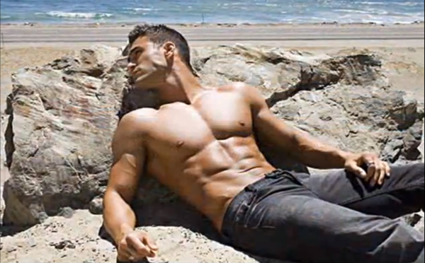 Дилан Россер Ibiza