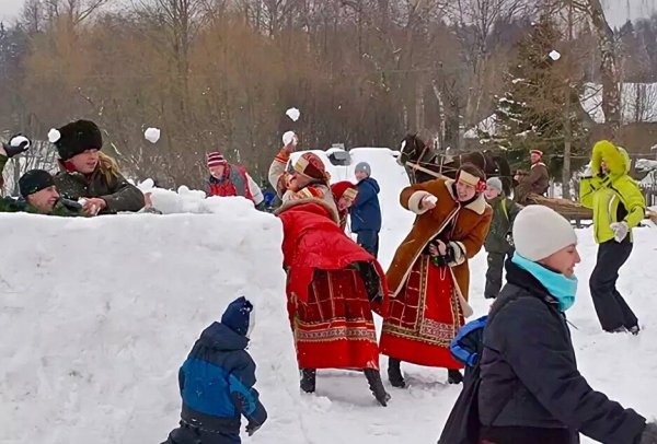 Зимние забавы на Масленицу