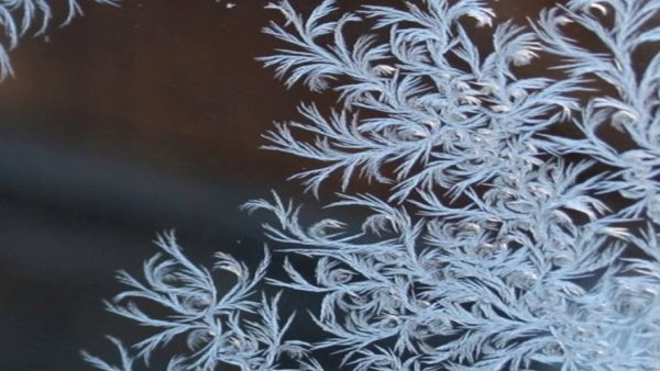 Бальмонт морозные узоры