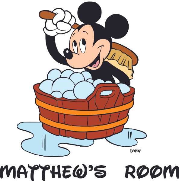 Микки Маус моется