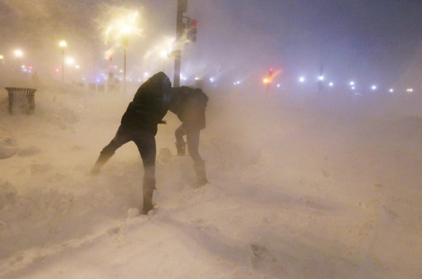Снежный Буран в городе