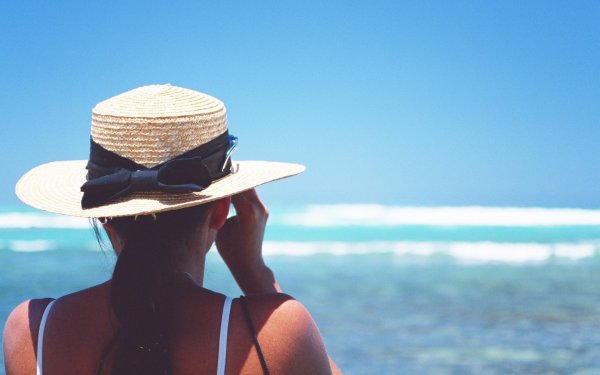 Шляпа на пляж