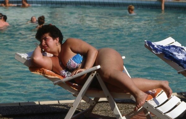 Женщины на пляже в Турции