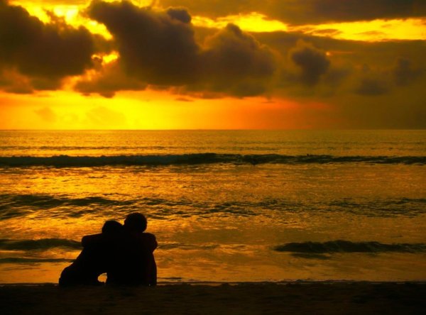 Двое на закате