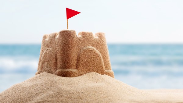 Море пляж песочный замок