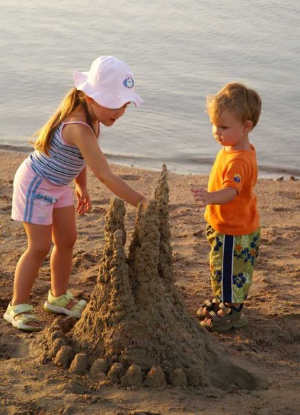 Замки из песка детские