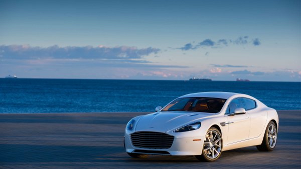Aston Martin rapide s